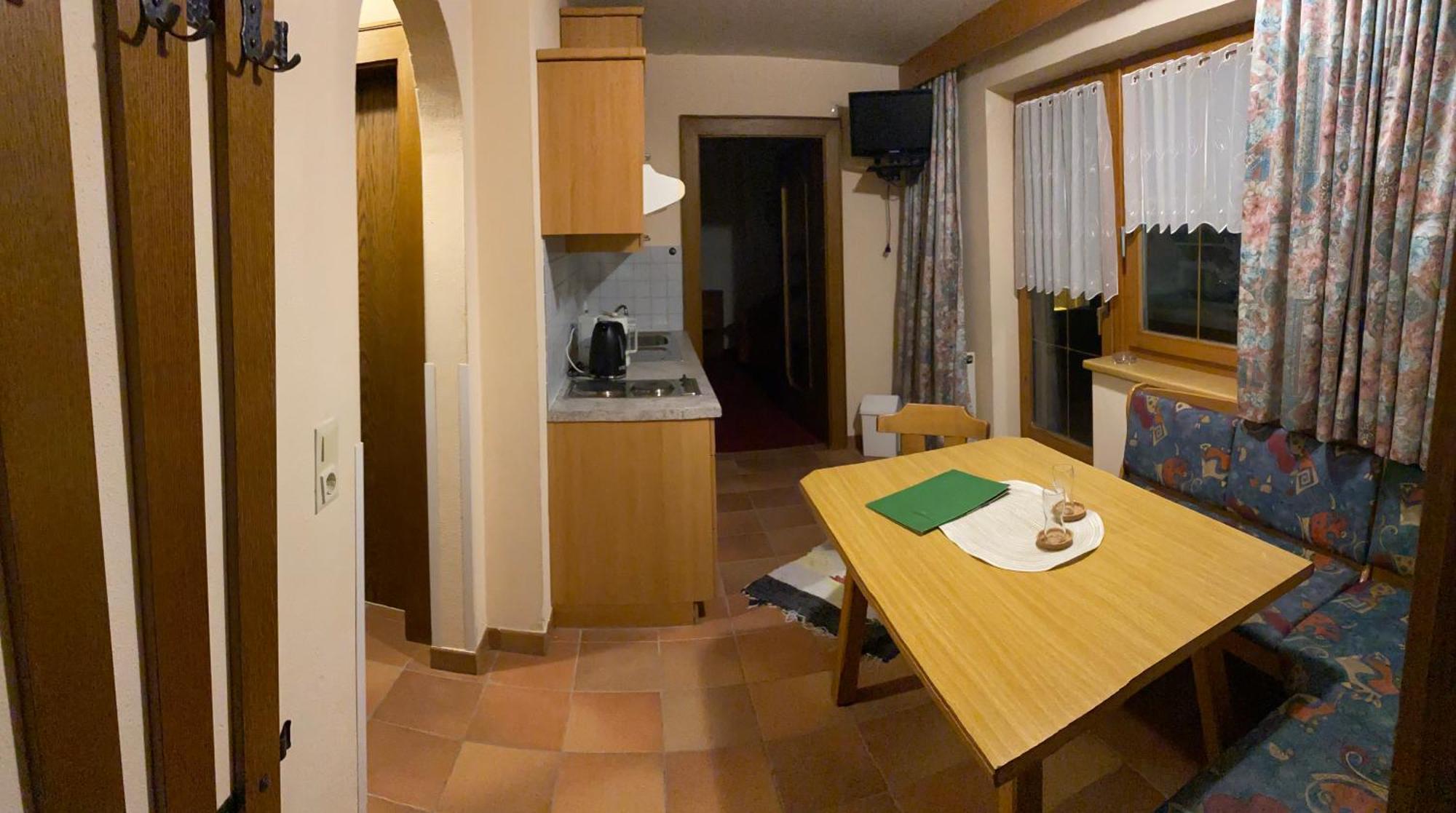 Landhaus Engadin ナウダース エクステリア 写真