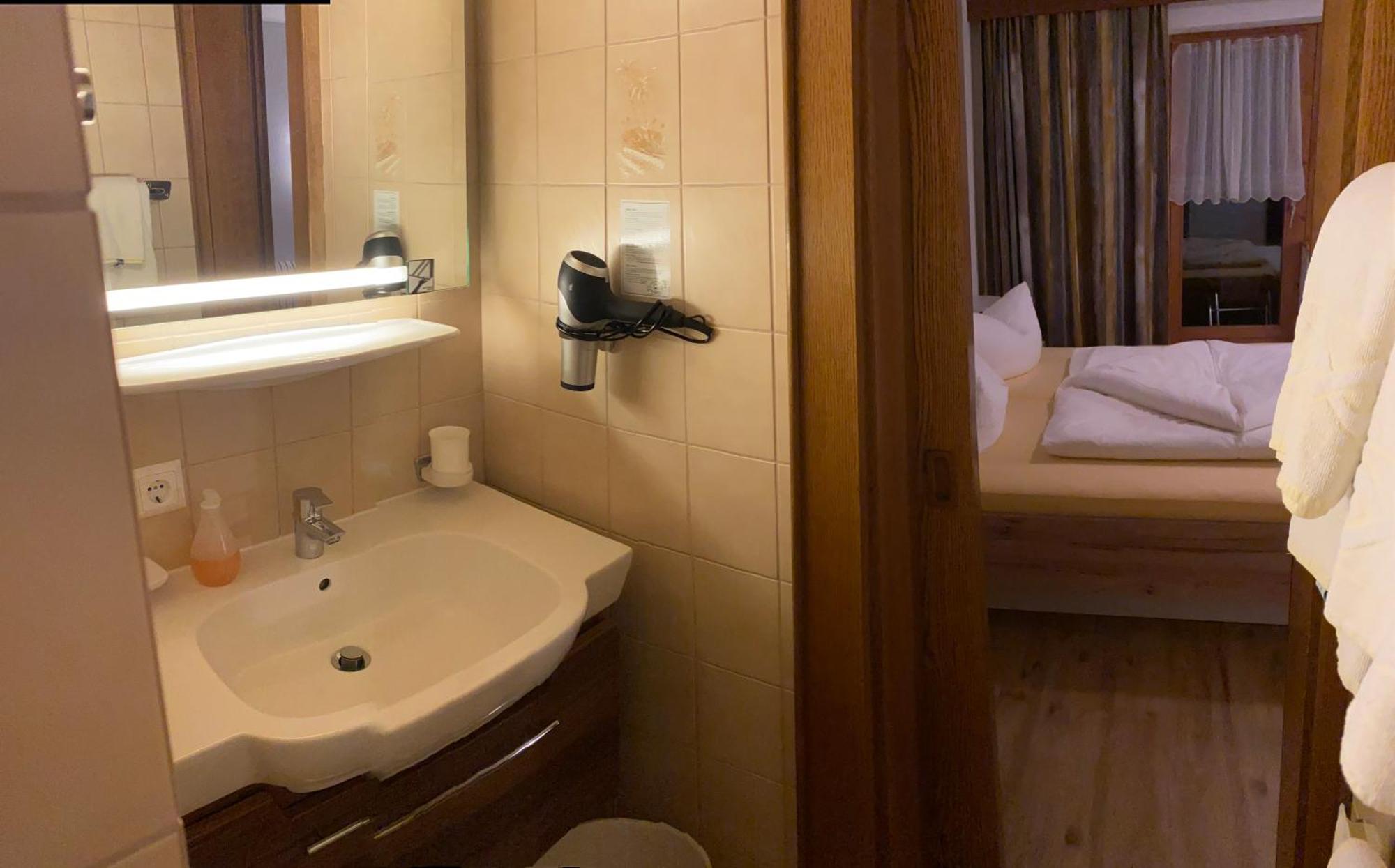 Landhaus Engadin ナウダース エクステリア 写真