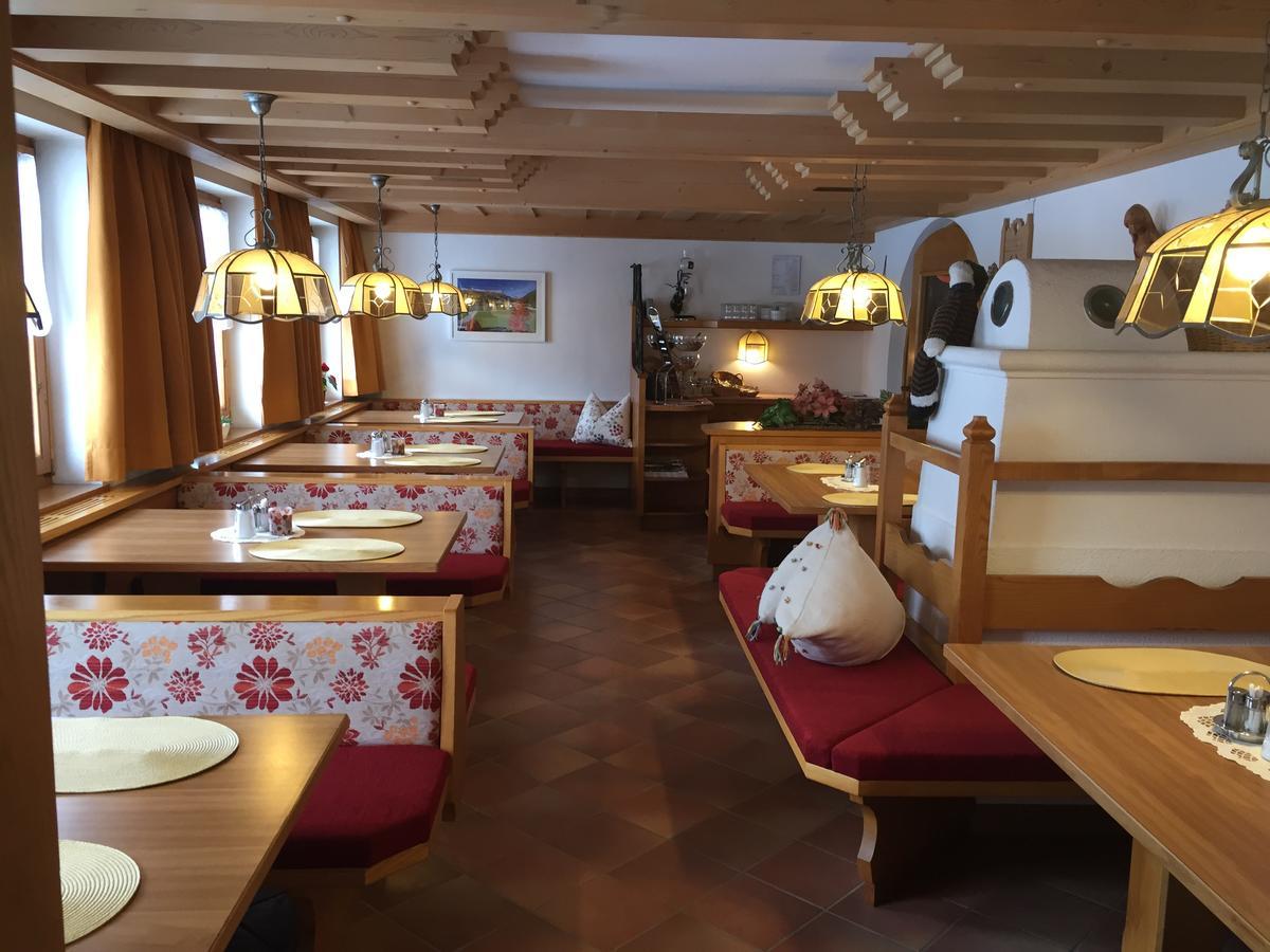 Landhaus Engadin ナウダース エクステリア 写真